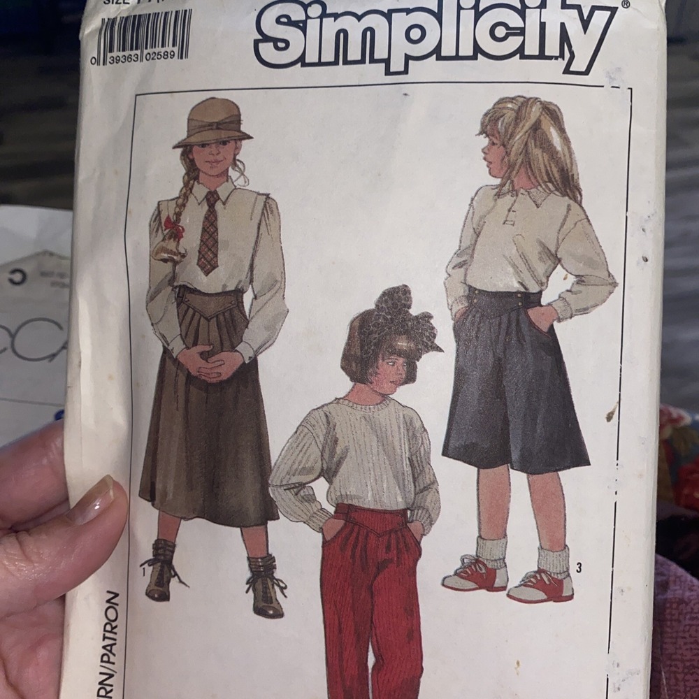Vintage 1987 Simplicity 8258 Girls Skirt Pants Culottes Pattern Size 7-10 Uncut